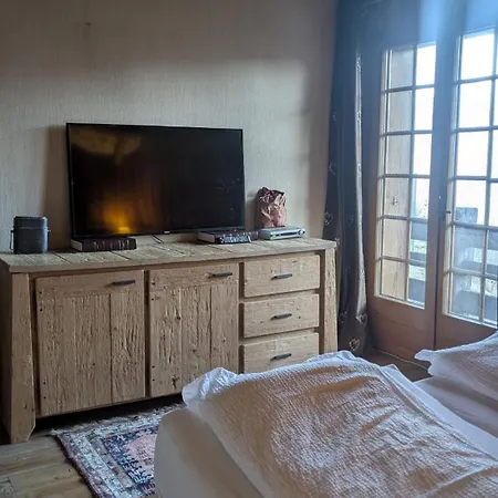 Grosses Fuer Gruppen Und Familien Βίλα Ovronnaz