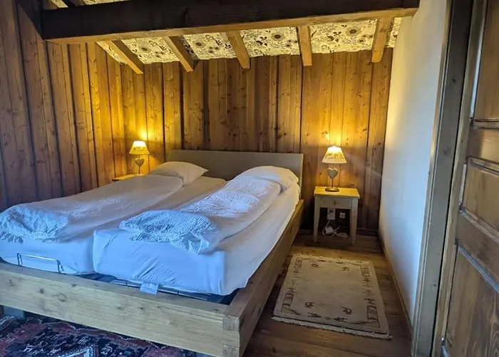 Grosses Fuer Gruppen Und Familien